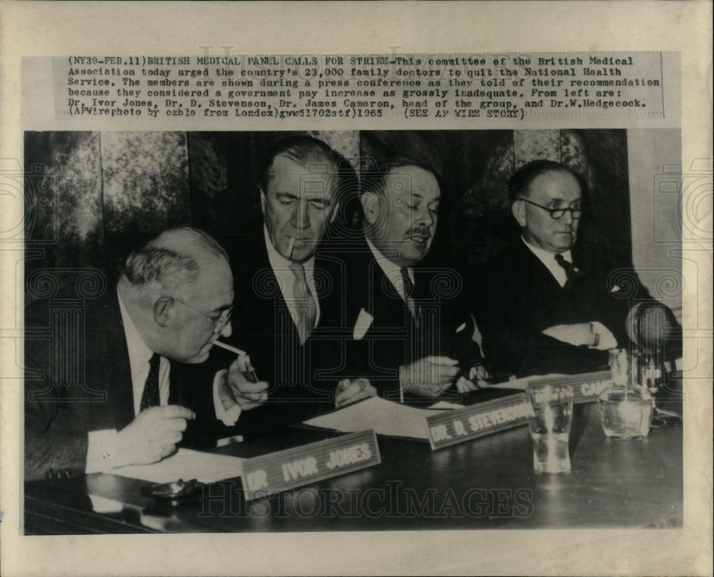 1965 Press Photo British Medical Panel Press Conf - Historic Images