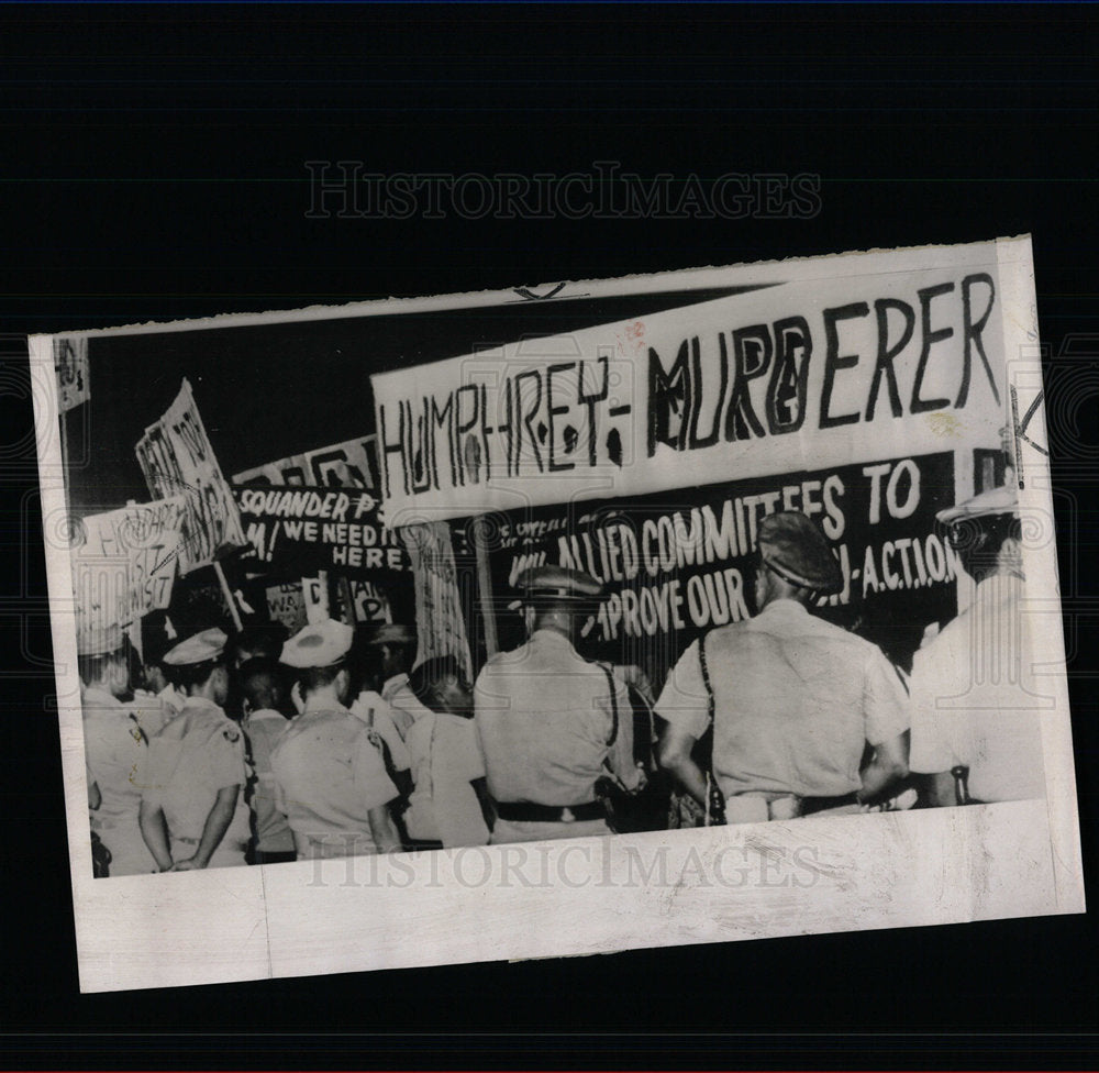 1966 Press Photo US Embassy Demonstration Philippines - Historic Images