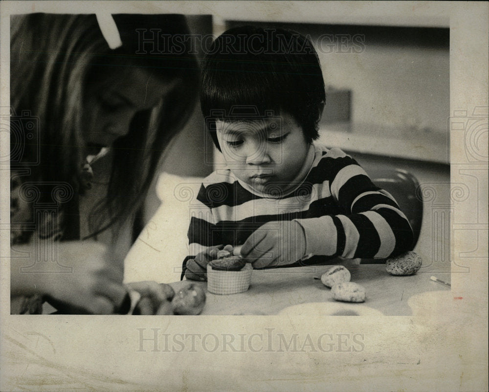 1976 Press Photo CONRAD BUI PLACES EMERSON SCHOOL - Historic Images