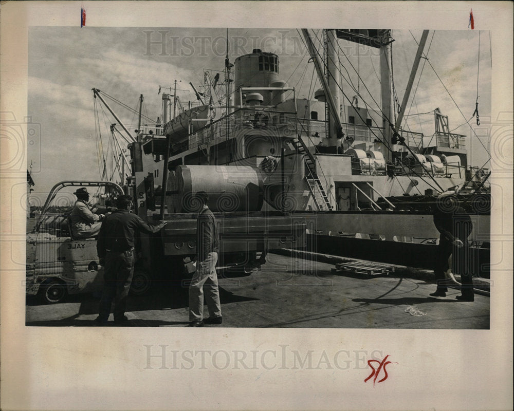 1965 Press Photo Srike Maritime Ship Idle Port Tampa Lo - Historic Images