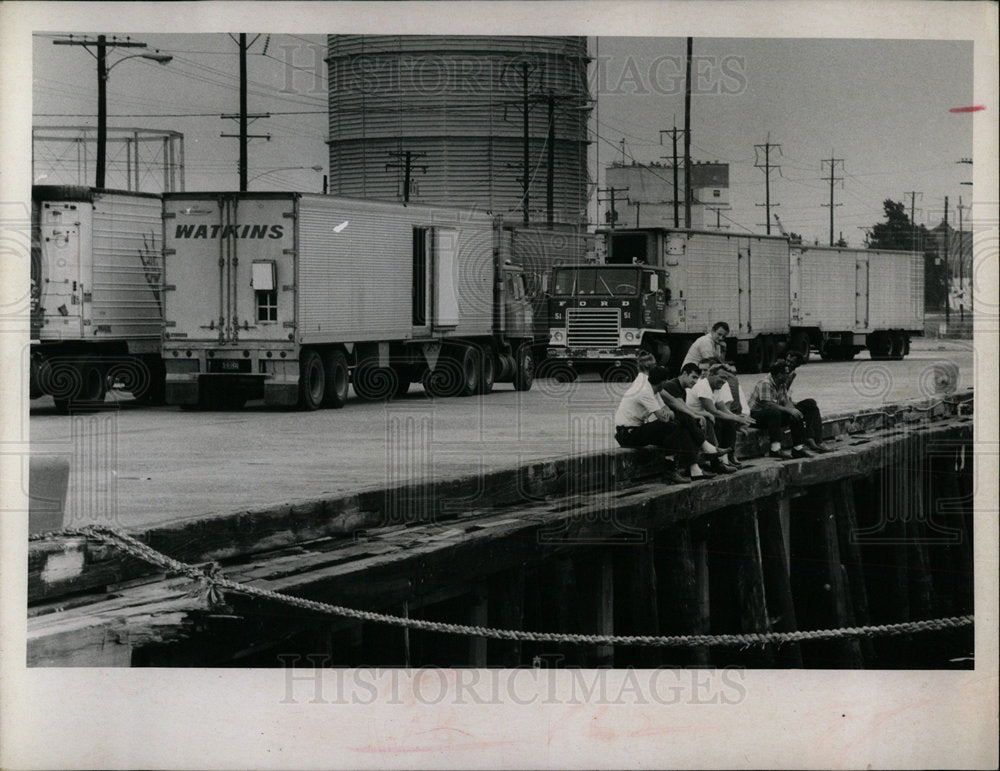1968 Press Photo Press Photo Maritime strikes. - Historic Images