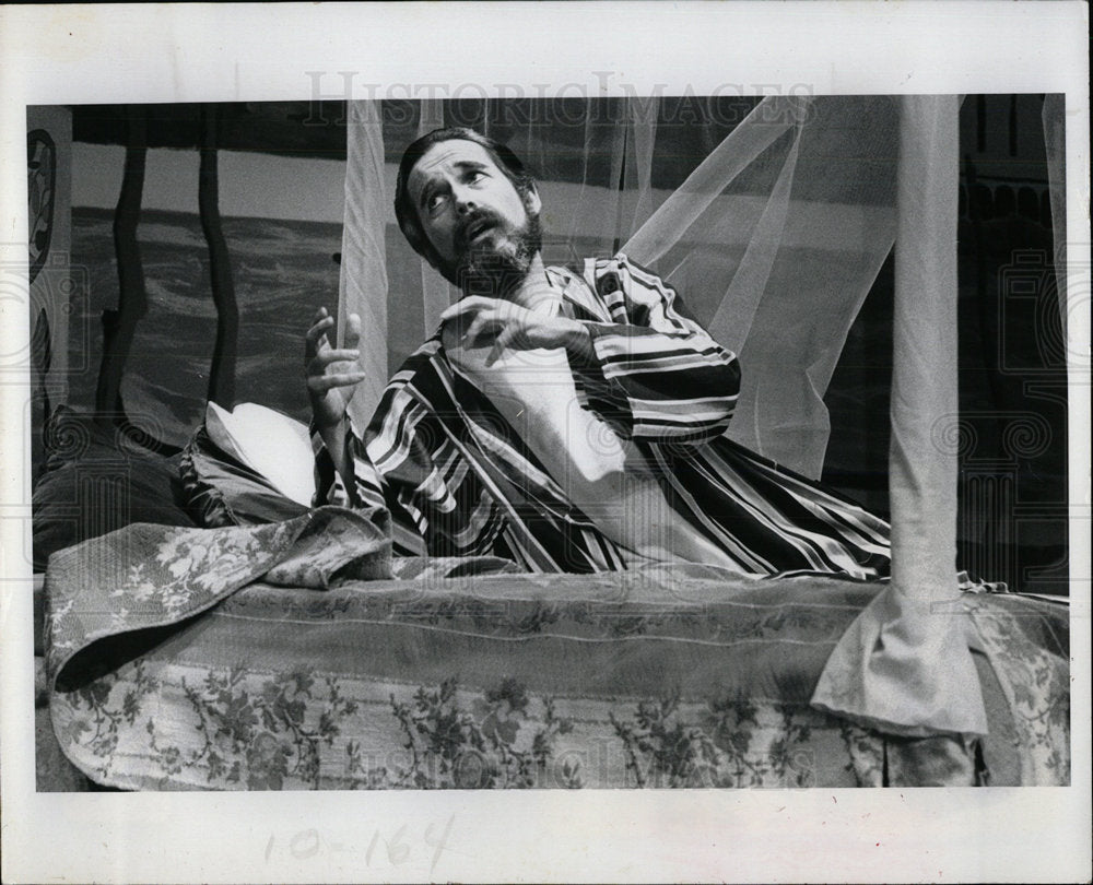 1983 Press Photo Milton Zucker Director Actor Chicago - Historic Images
