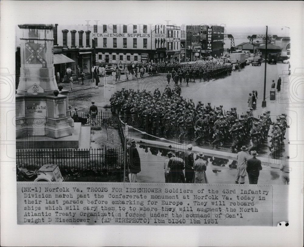 1951 Army Occupation Troops Norfolk Eisen - Historic Images