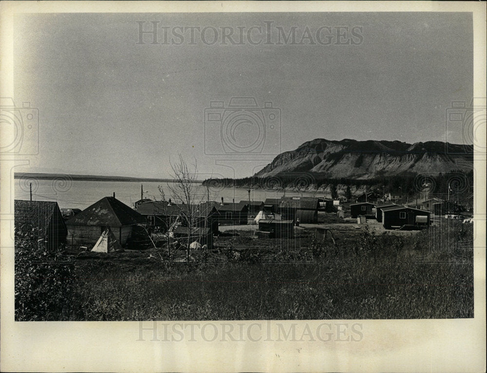 1973 Press Photo Fort Norman town Great Bear Lake - Historic Images