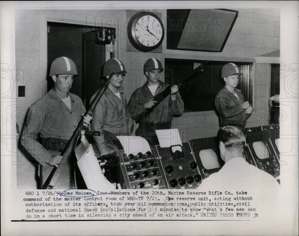1956 Press Photo Marine Reserve Rifle Co. Take Control  - Historic Images