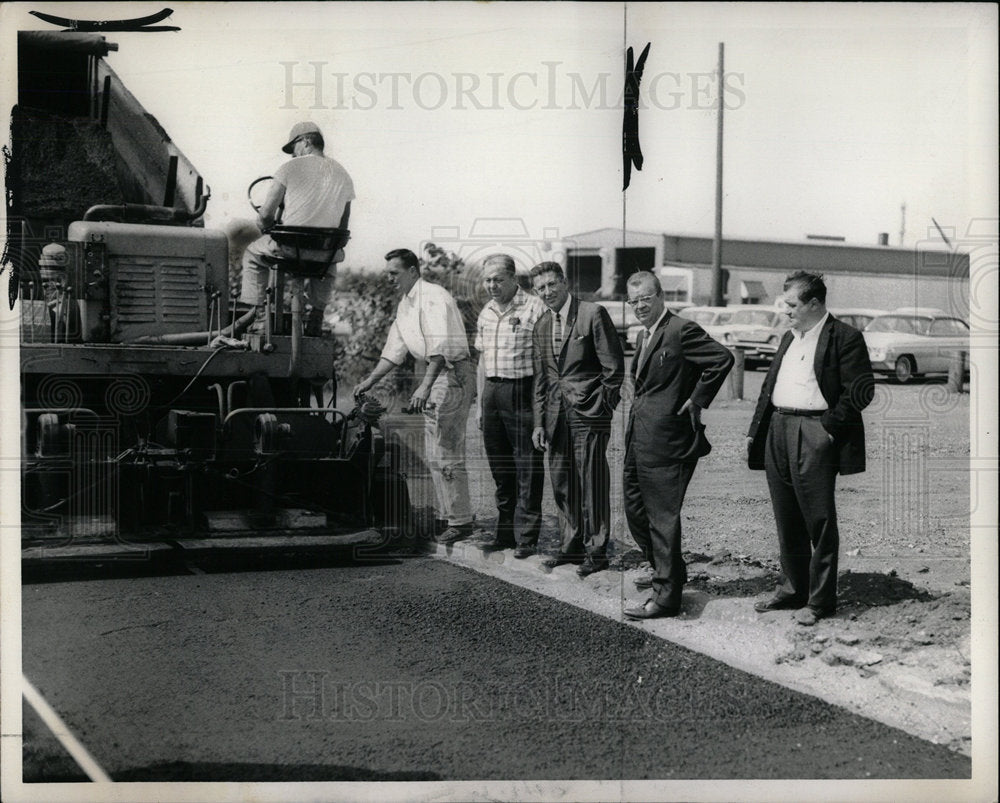 1964 Press Photo Mayor John Nicosia Views Paving  - Historic Images