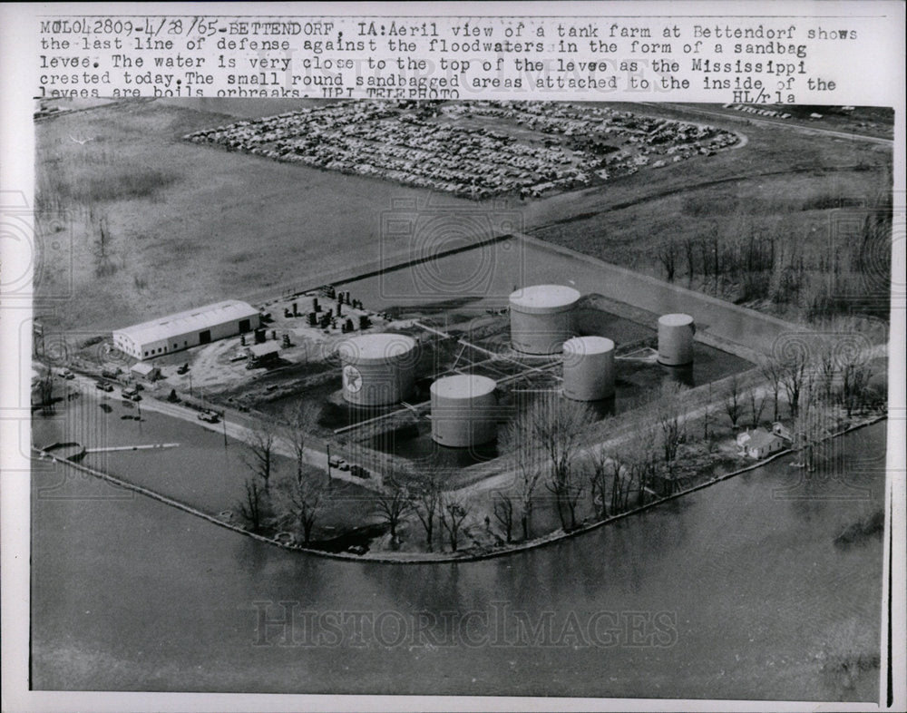 1965 Press Photo Aerial View Tank Farm Bettendorf  - Historic Images
