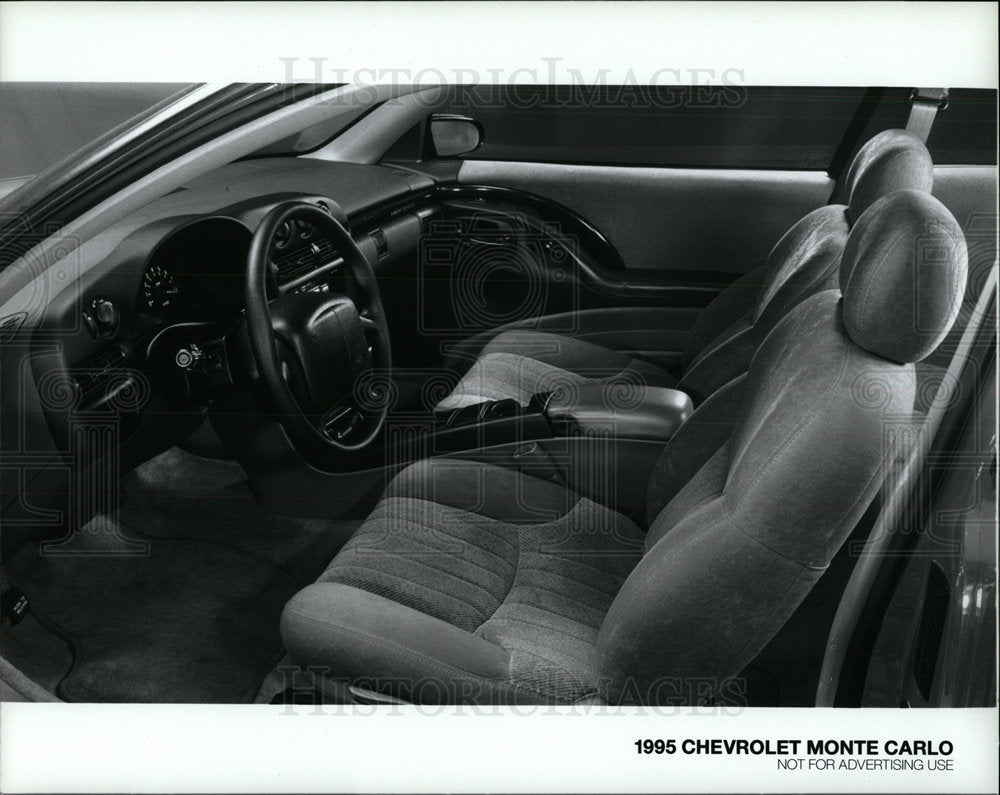 1994 Press Photo 1995 Chevrolet Monte Carlo Equipment S - Historic Images