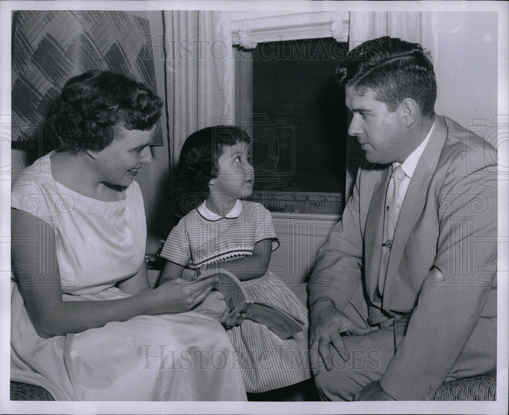1957  Reverand Neil Guy Wife Daughter Kim - Historic Images