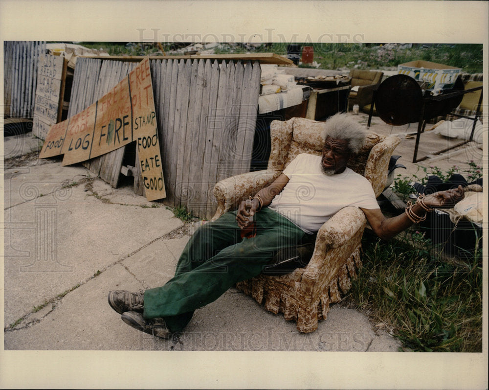 1993 Press Photo Detroit Poverty Prentis Oliver - Historic Images