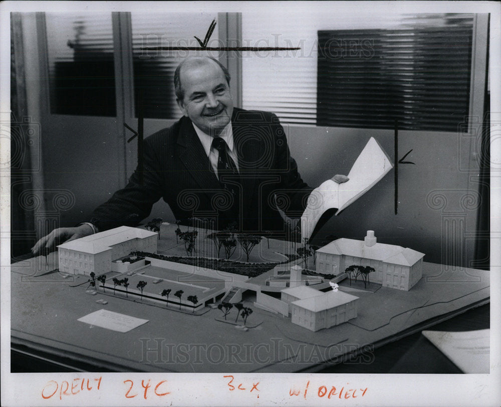1979 Press Photo Mayor John B. O'Reilly Dearborn - Historic Images
