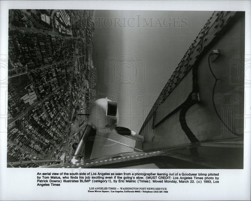 1993 Press Photo Goodyear Blimp & Tom Matus pilot - Historic Images