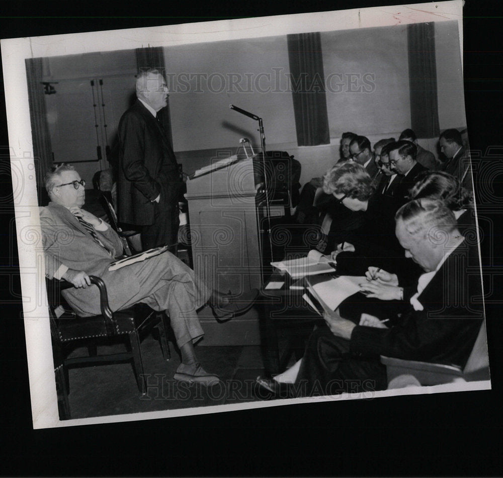 1953 John Dulles Reporters Foreign Policy - Historic Images