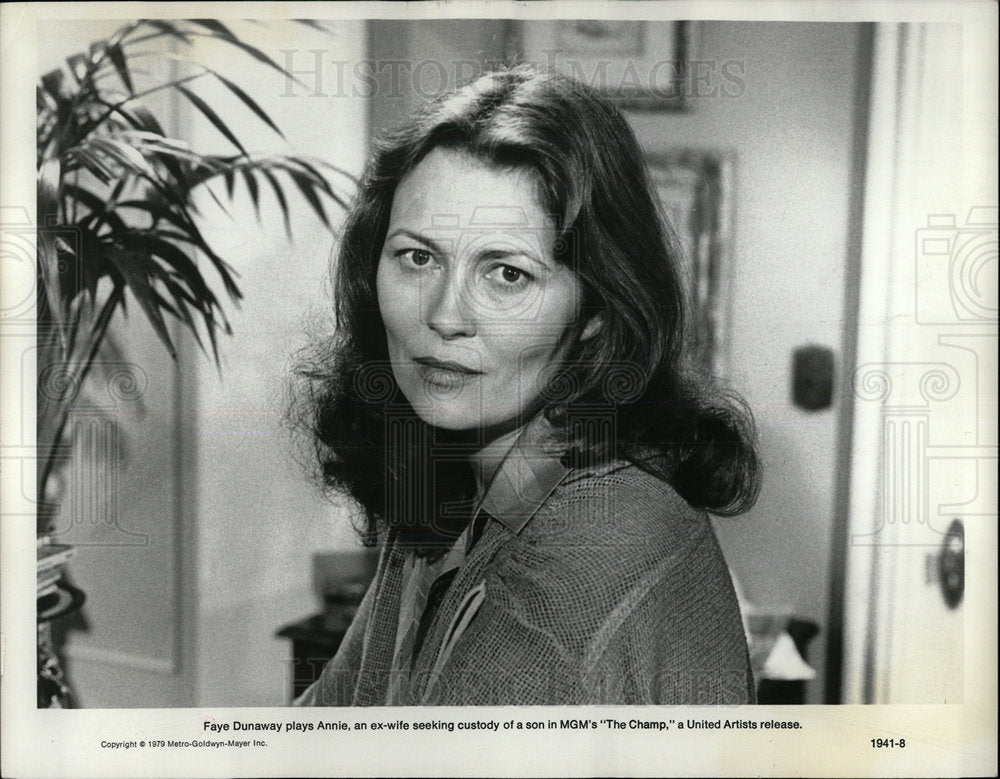 1979 Press Photo Actress Faye Dunaway - Historic Images