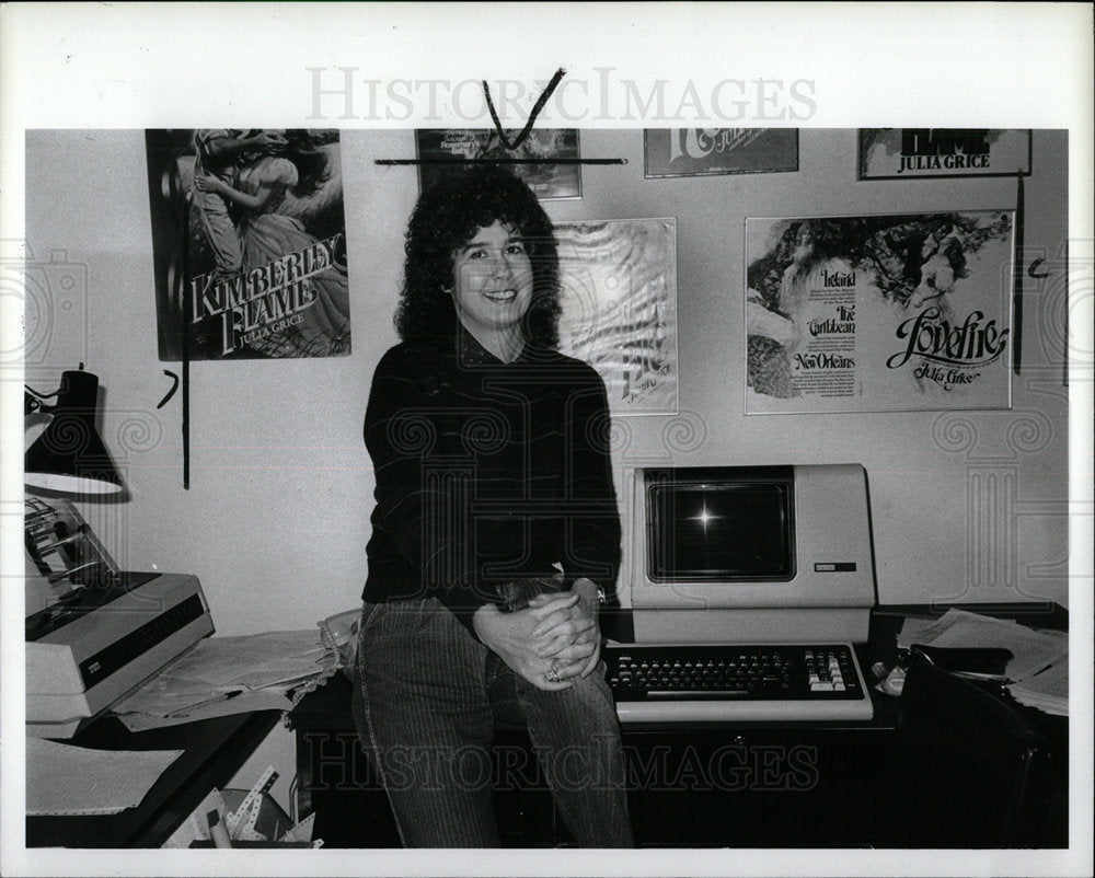 1986 Press Photo Julia Grice Author - Historic Images