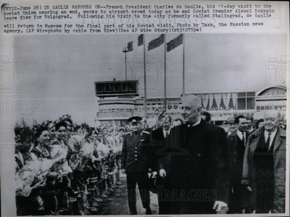 1966 Press Photo French Pres de Gaulle Soviet Union  - Historic Images