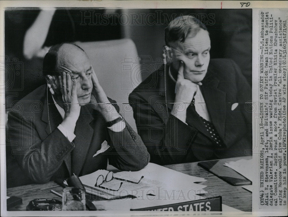 1961 Press Photo Adlai Stevenson Sir Patrick Dean U.N. - Historic Images
