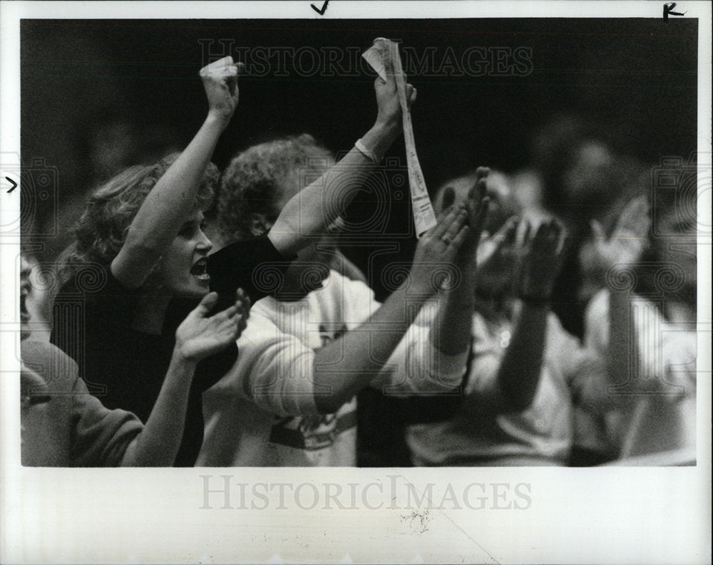 1988 Press Photo Northwest Airlines Workers Strike Mich - Historic Images