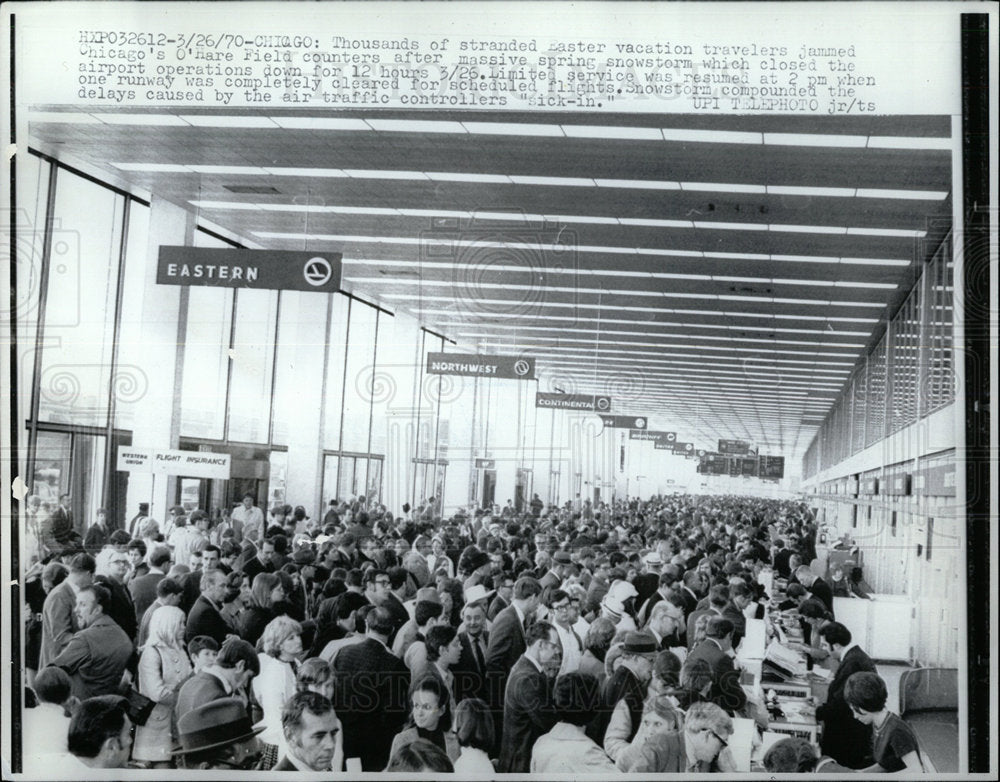 1970 Press Photo Chicago O&#39;Hare Airport Workers Strike - Historic Images