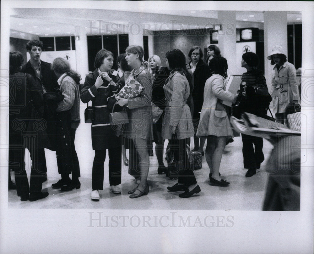 1970 Press Photo Aero Strikes High School Students - Historic Images