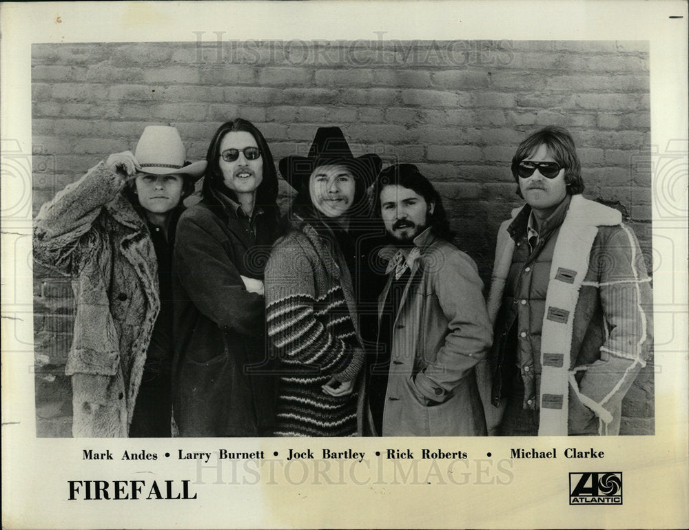 1977 Press Photo Firefall Rock Band Musicians Chicago - Historic Images