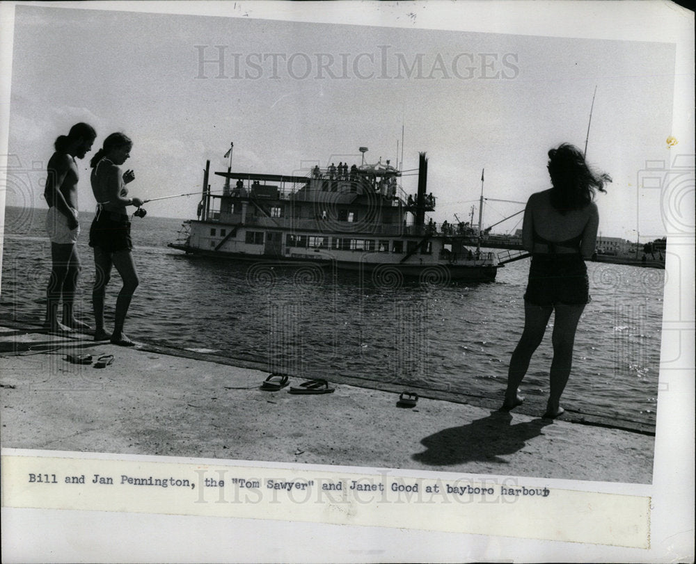 1975 Press Photo Tom Sawyer Boat  - Historic Images