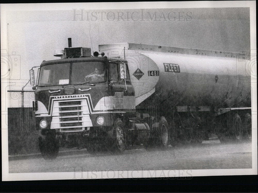 1979 Press Photo International Strikers Truckers Fleet  - Historic Images