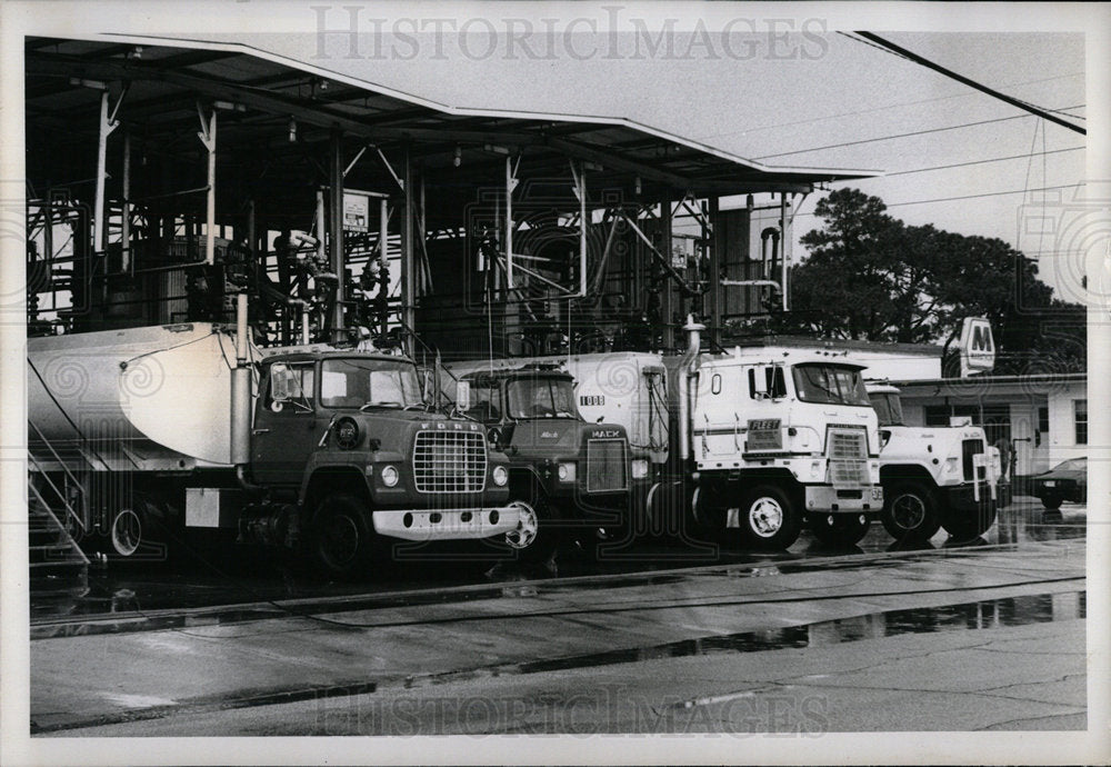 1979 Press Photo Trucks Strikes at Tampa  - Historic Images