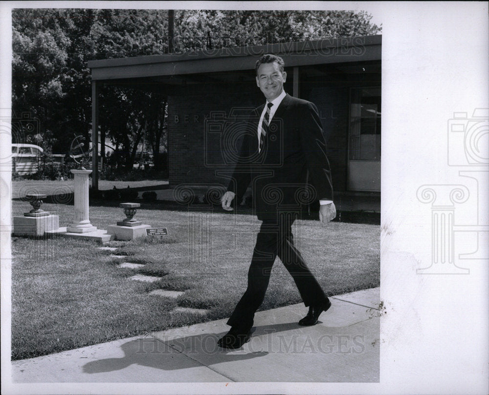 1966 Press Photo William Judy Mayor Berkley politician - Historic Images