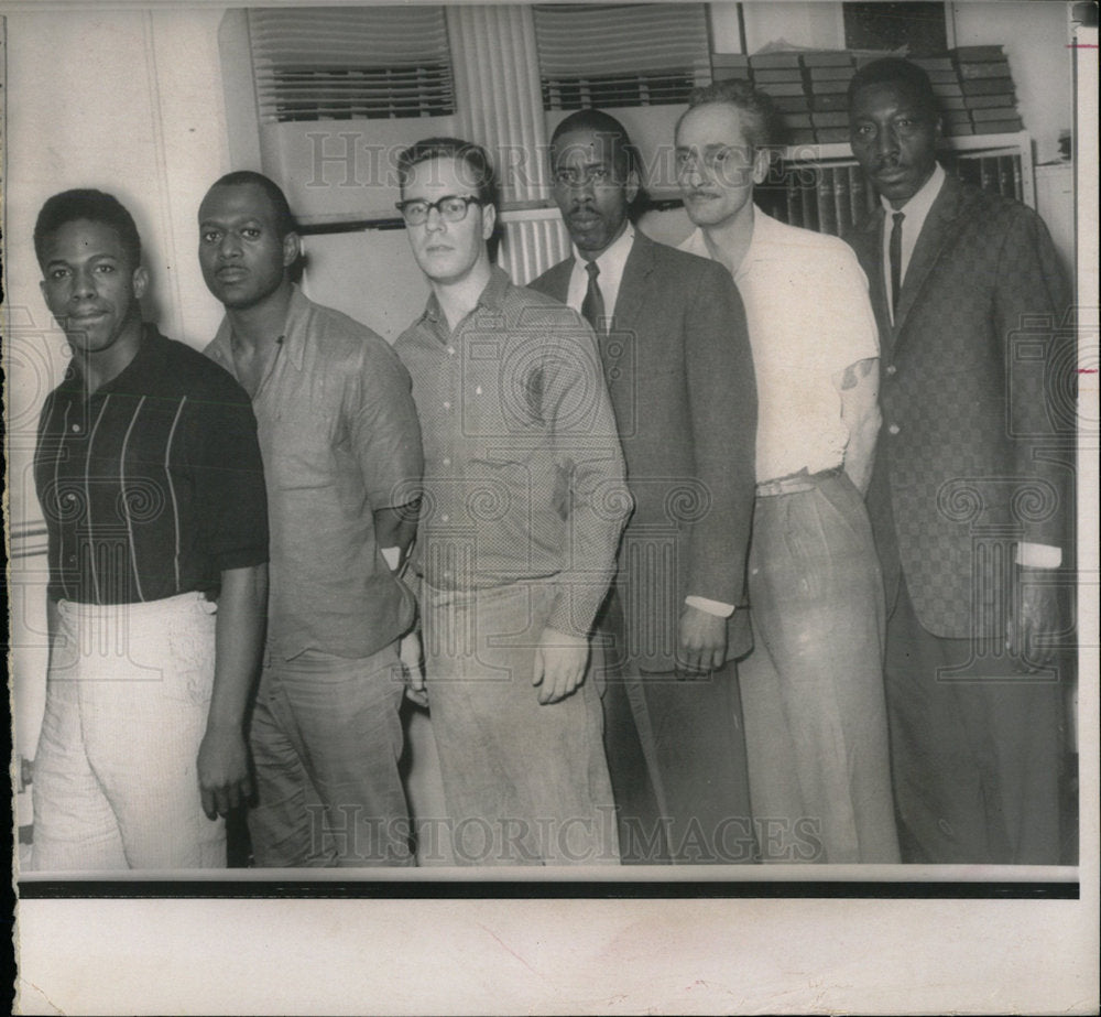 Press Photo Condemned Persons  - Historic Images