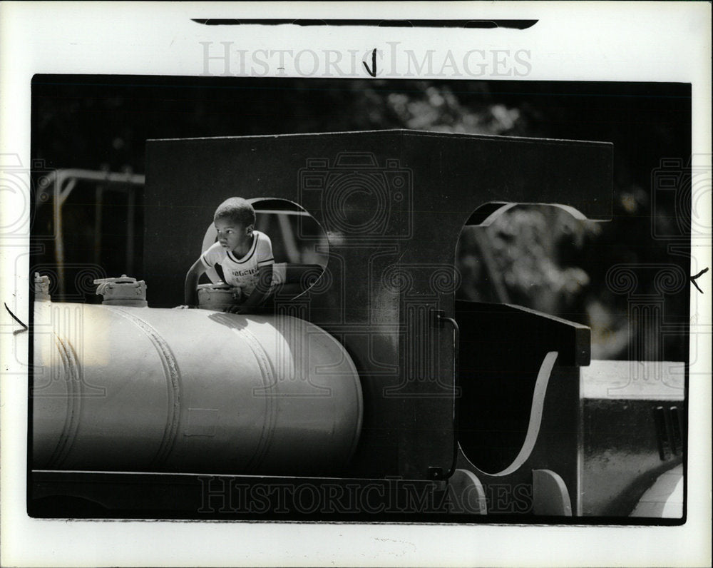 1987 Press Photo Jim Cook Oak Park Michigan Shepard  - Historic Images