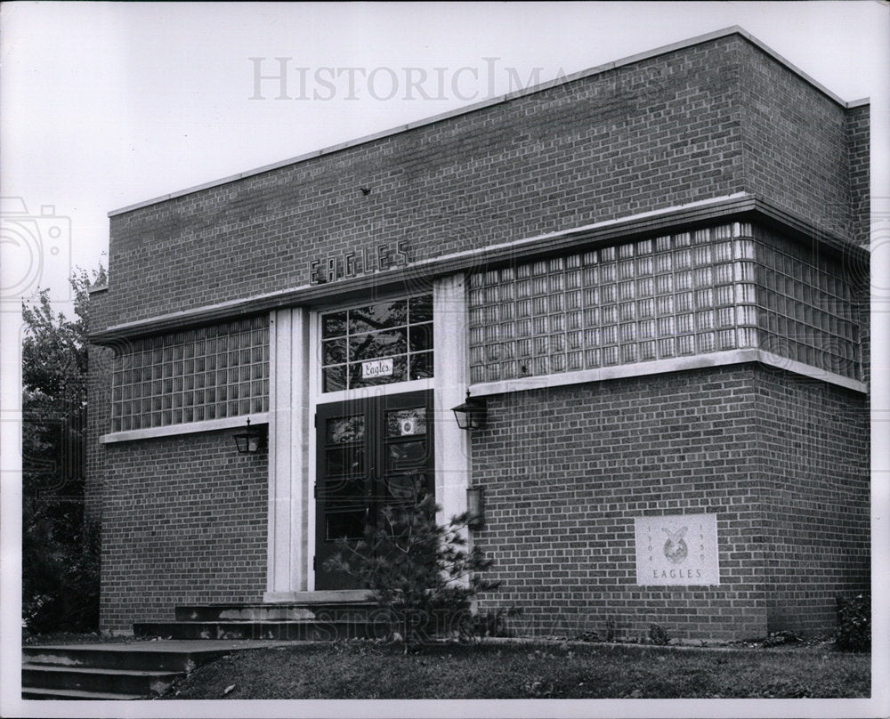 1961 Press Photo Eagles Building - Historic Images