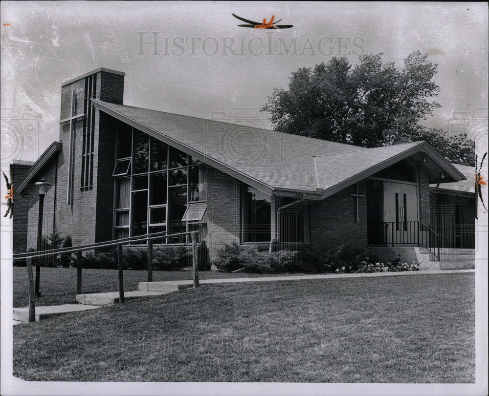 1969 Press Photo Trinity Methodists Church Knossos City - Historic Images