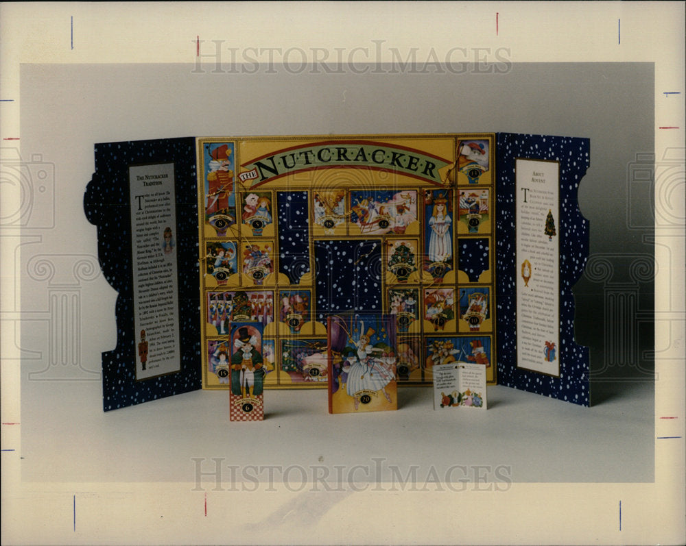 1993 Press Photo Studio Durant Calender Table Camera - Historic Images