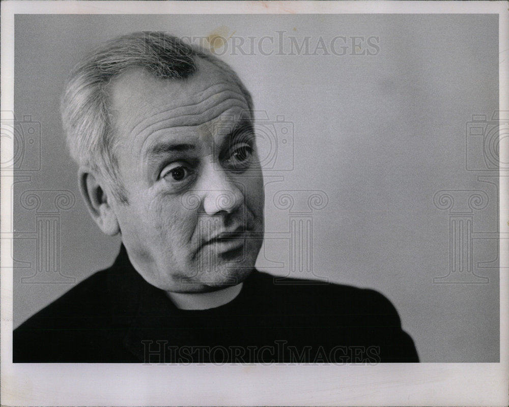 1969 Press Photo Rev. Canon John Findlow - Historic Images