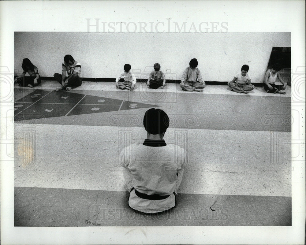 1979 Press Photo Karate for kids at the YMCA. - Historic Images