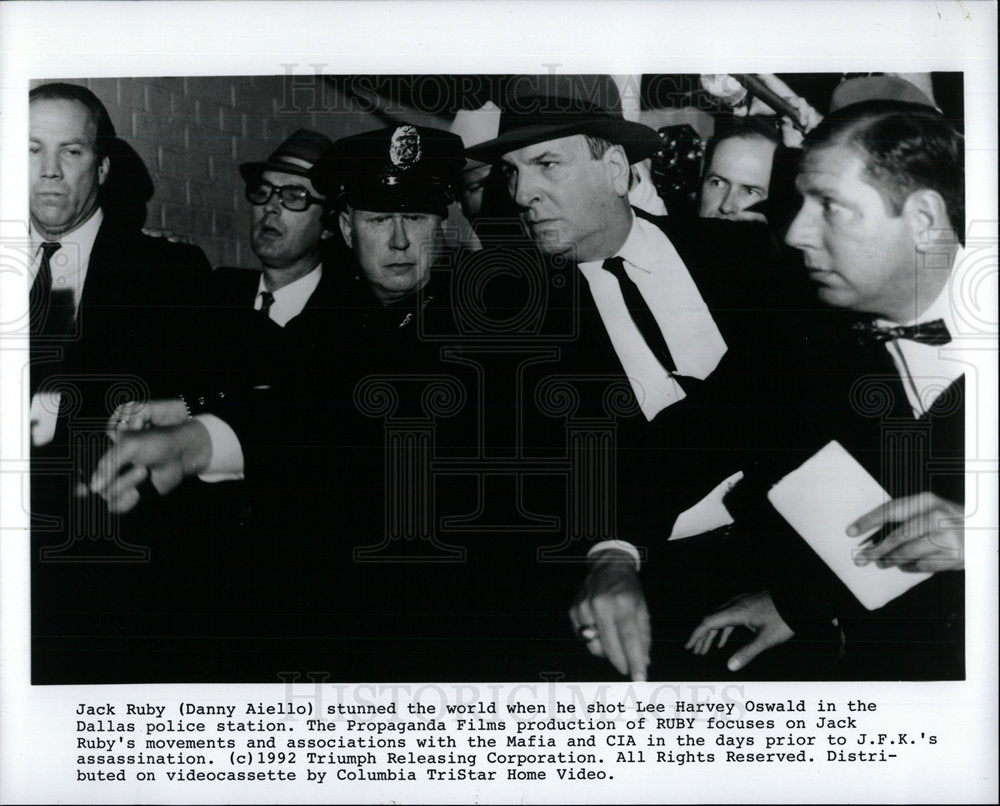 1992 Press Photo Danny Aiello Lee Harvey Oswald  Ruby  - Historic Images