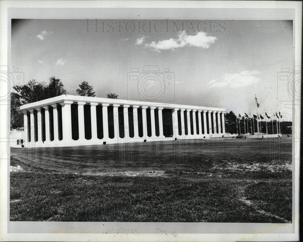 1983 Press Photo Kysor Industrial Corp Cadillac firm Historic Images