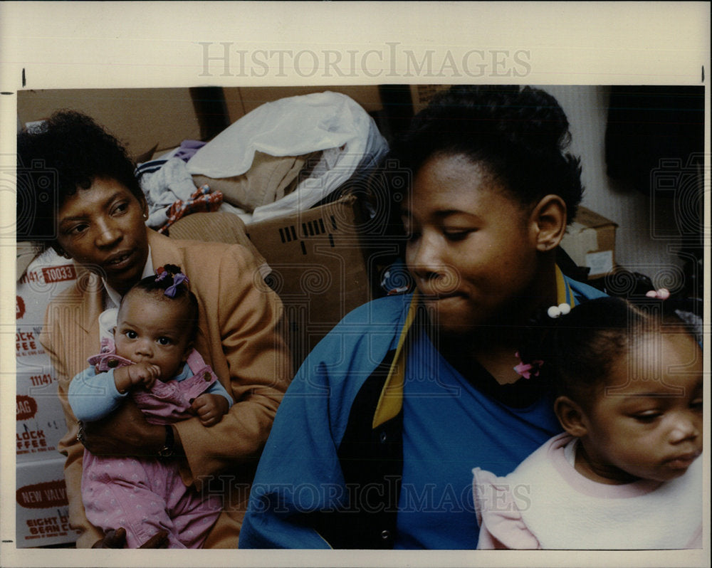 1991Press Photo Rev.Ann Johnson seeks help for homeless - Historic Images