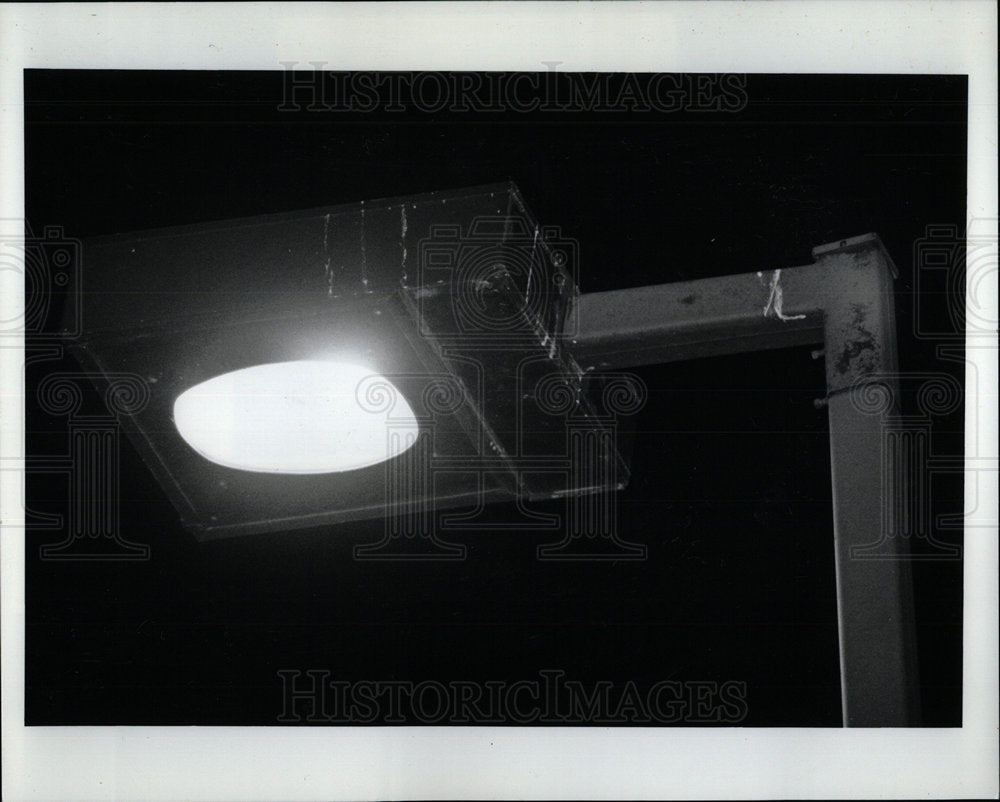 1992 Press Photo Wacker Drive Shields lamp light city - Historic Images