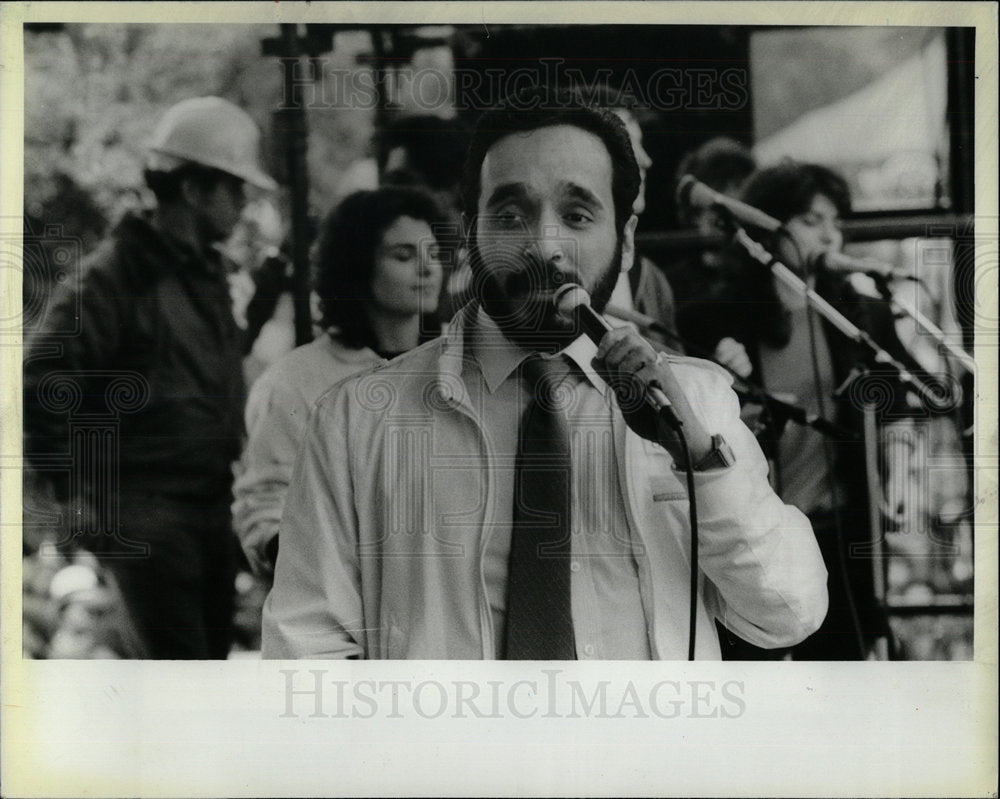 1983 Press Photo Willie Colon Salsa Humboldt Park  - Historic Images