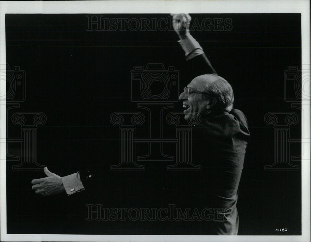 1972 Press Photo Aaron Copland Conducts - Historic Images