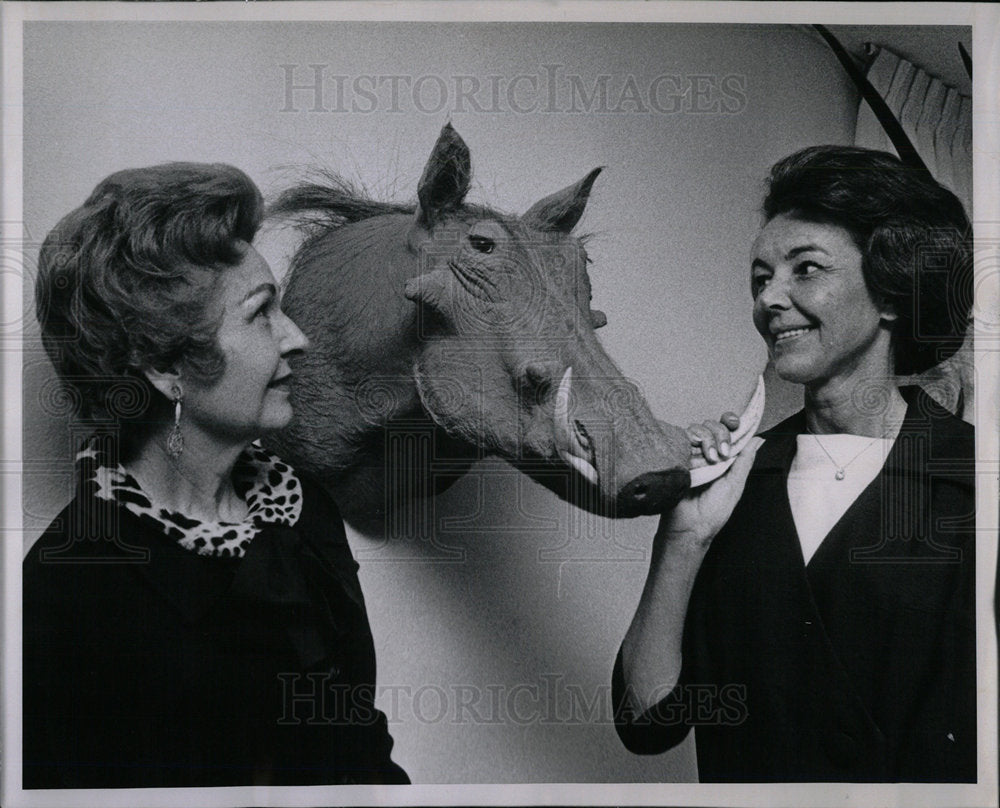1968 Press Photo Mrs. Herman Cates &amp; Mrs. Harry Deem - Historic Images