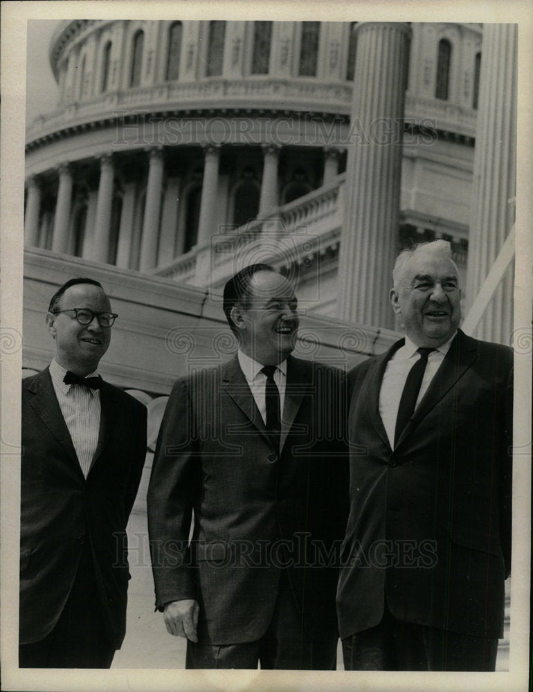 1964 Press Photo Arthur M. Schlesinger Jr. Hubert H. Hu - Historic Images