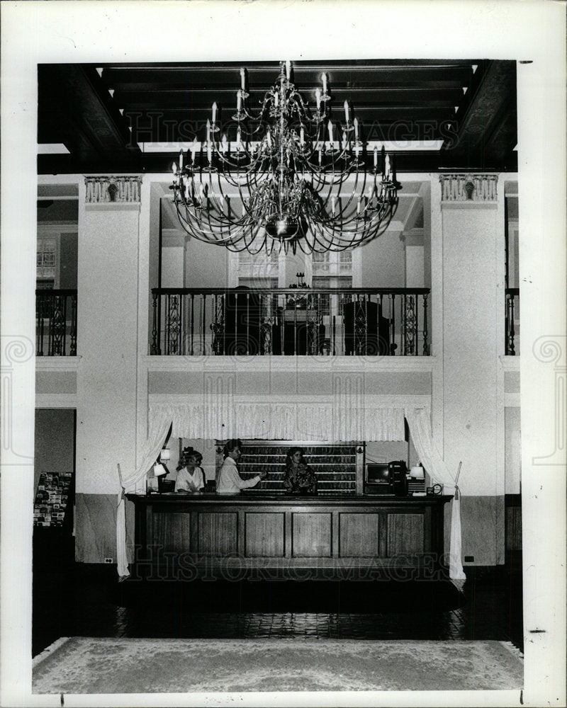 1986 Press Photo Interior  Princess Martha Hotel - Historic Images