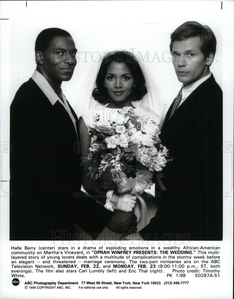 1998 Press Photo Halle Berry Oprah Winfrey Presents The - Historic Images