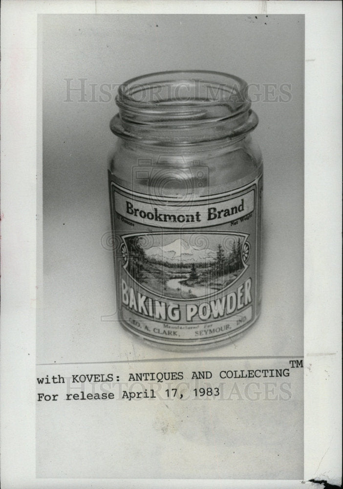 1981 Press Photo Brookmont Brand Baking Powder Bottle - Historic Images