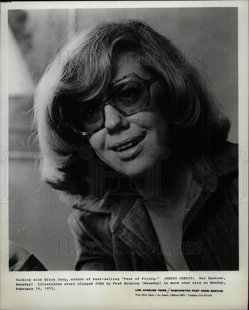 1975 Press Photo Erica Jong Author Fear Of Flying - Historic Images