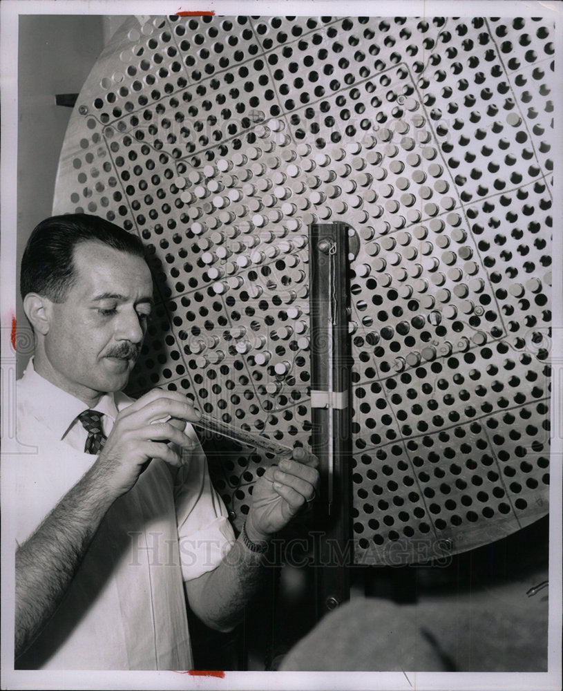 1955 Navy Research Cell Growth Test Tube - Historic Images