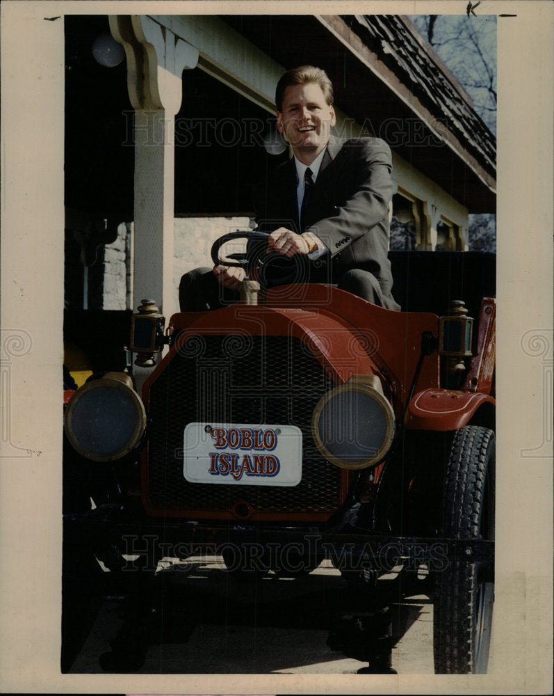 1993 Press Photo Michael L. Moodenbaugh; Land Owner - Historic Images